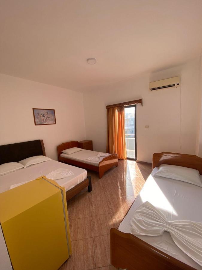 B&B Ksamil Buitenkant foto